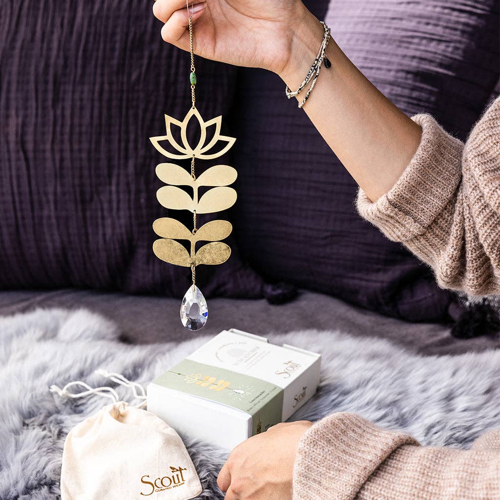 Suncatcher - Cloud/Blue Howlite