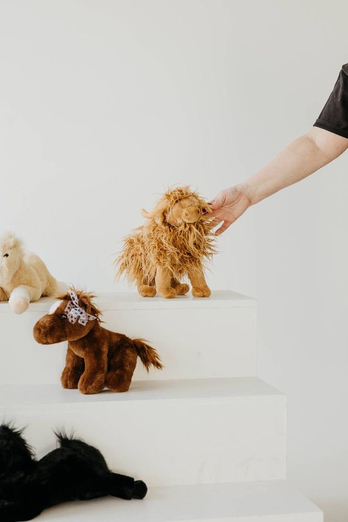 12" (30cm) Wild Onez Highland Cow Standing