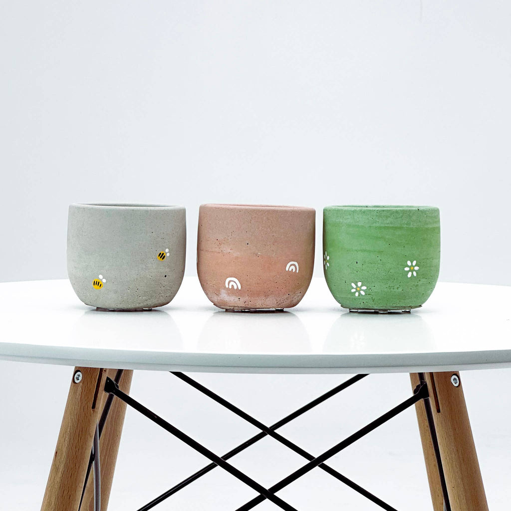 Bell Planter Painted - 4" | Plant Pot With Drainage Hole - Terra Cotta with Arches