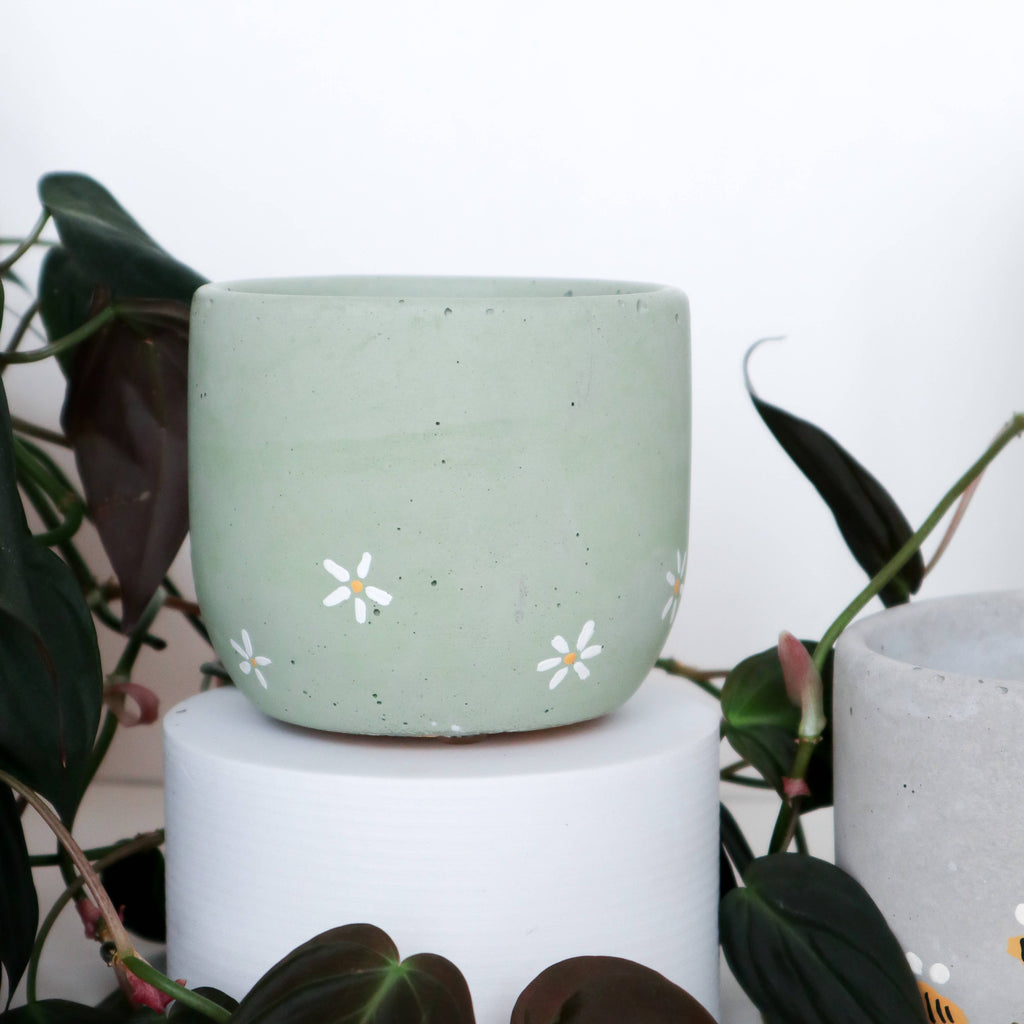 Bell Planter - Green with Daisies - 3"
