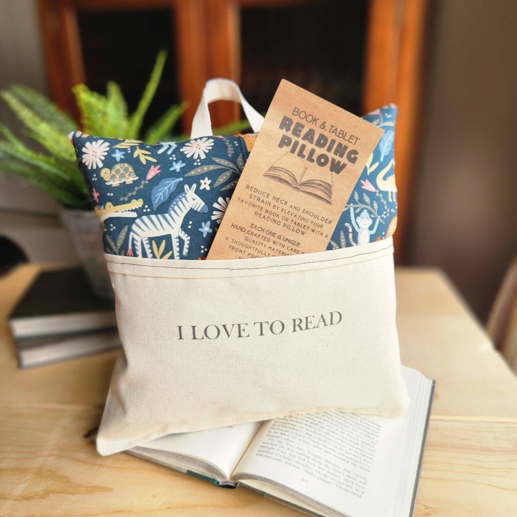 I Love to Read, Reading Pillow, animals