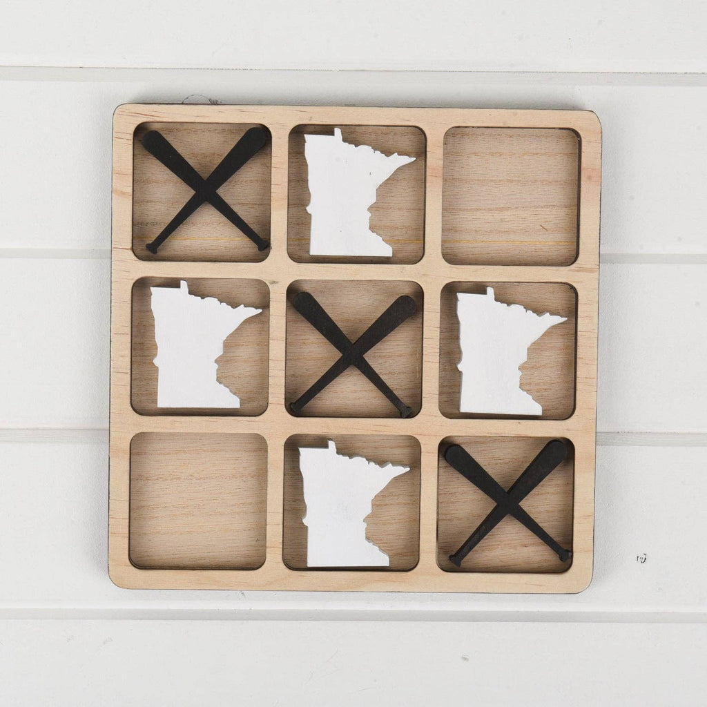 Minnesota Tic Tac Toe Board: Minnesota with Hockey Sticks