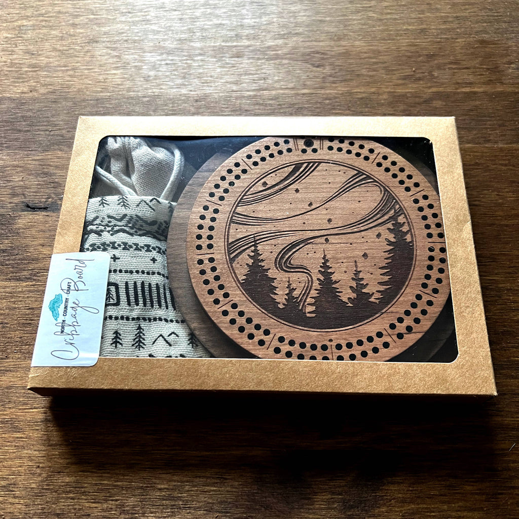 Northern Lights Cribbage Board with Drawstring Bag - Navy Emerald