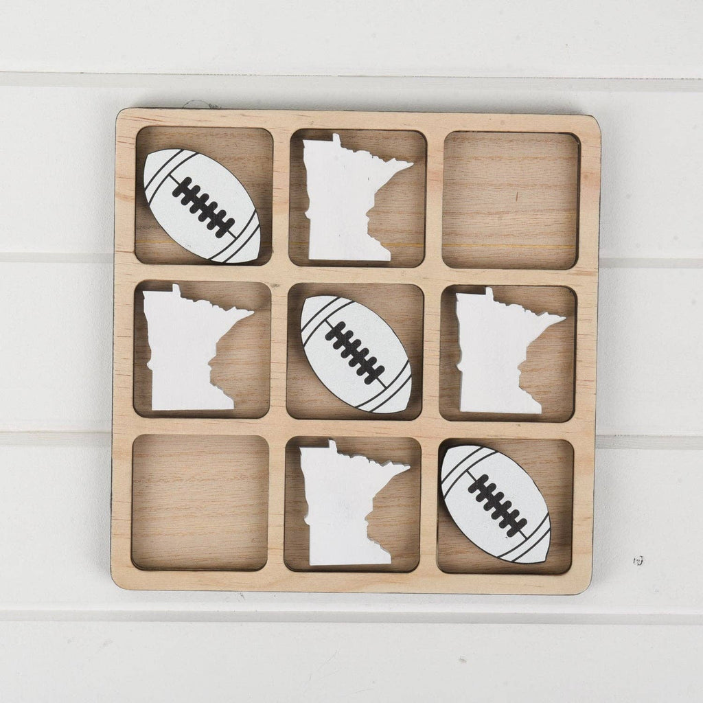 Minnesota Tic Tac Toe Board: Minnesota with Cross Paddles